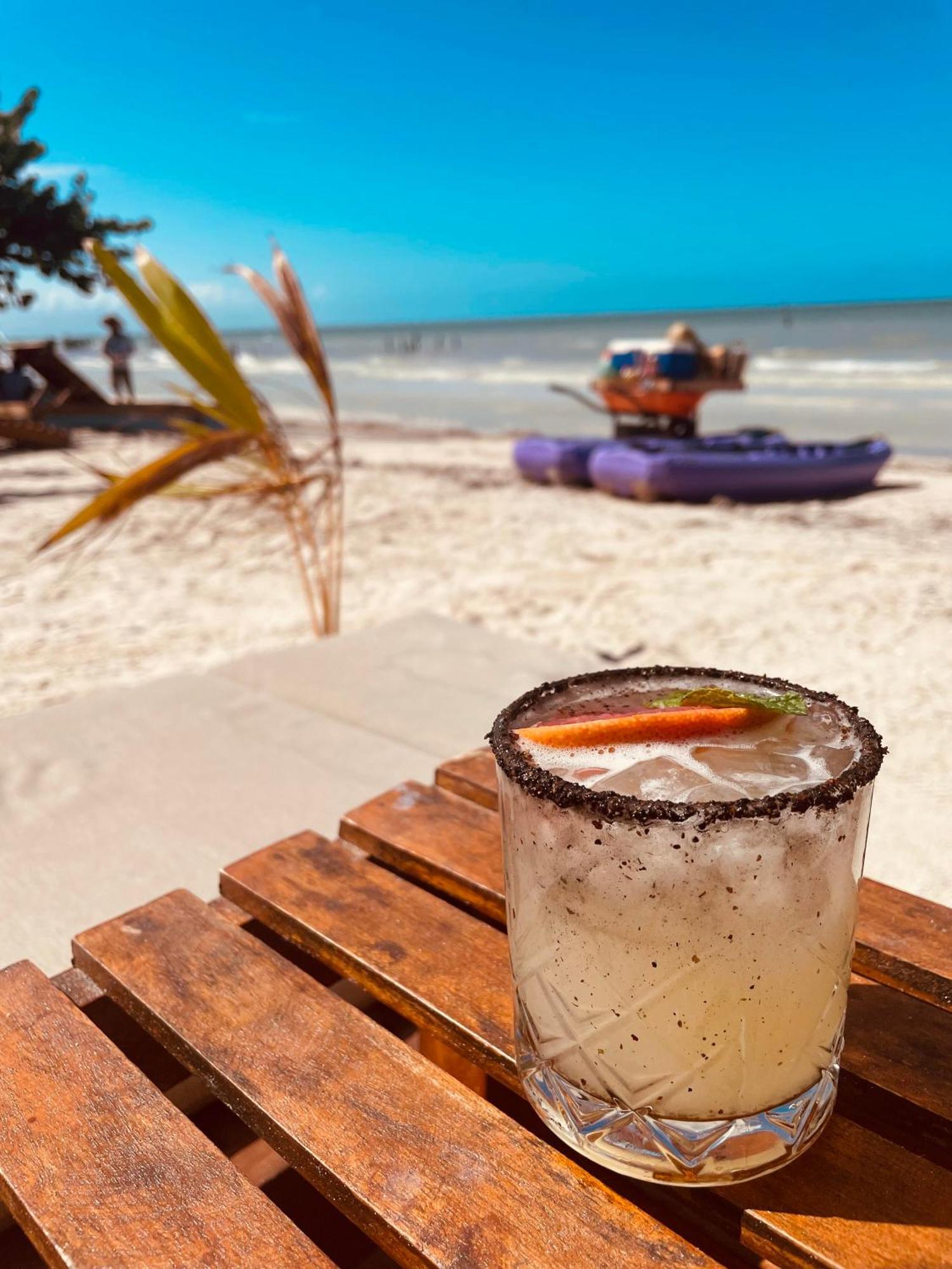 Pachamama Holbox - Hostel & Private Apartments Buitenkant foto